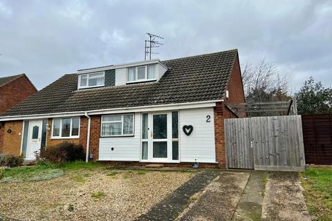 2 Clover Lane, Northampton, NN2 8BT