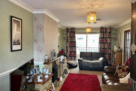 2 Clover Lane, Northampton, NN2 8BT
