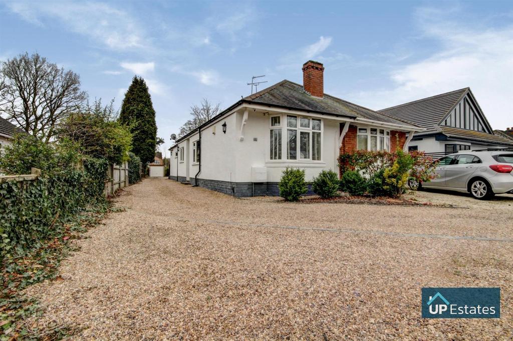 Rugby Road, Binley Woods, Coventry 2 bed semidetached bungalow for