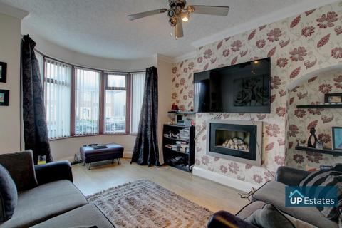 3 bedroom terraced house for sale, Dickens Road, Coventry