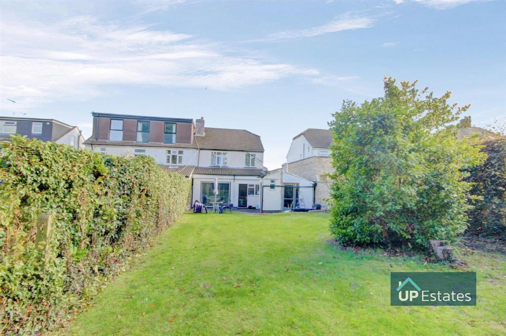 Salisbury Avenue, Coventry 3 bed semidetached house £375,000