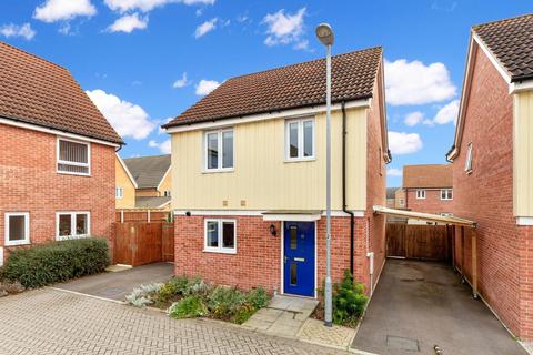 3 bedroom detached house to rent - Redwing Close, Stanway, Colchester
