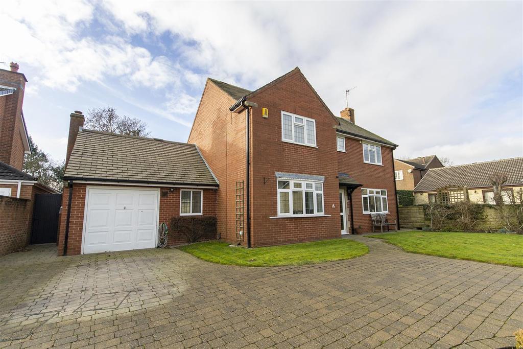Barn Close, Upper Newbold, Chesterfield 3 bed detached house £449,950