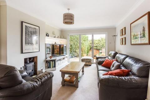 3 bedroom detached bungalow for sale - SHERIDANS ROAD, BOOKHAM, KT23
