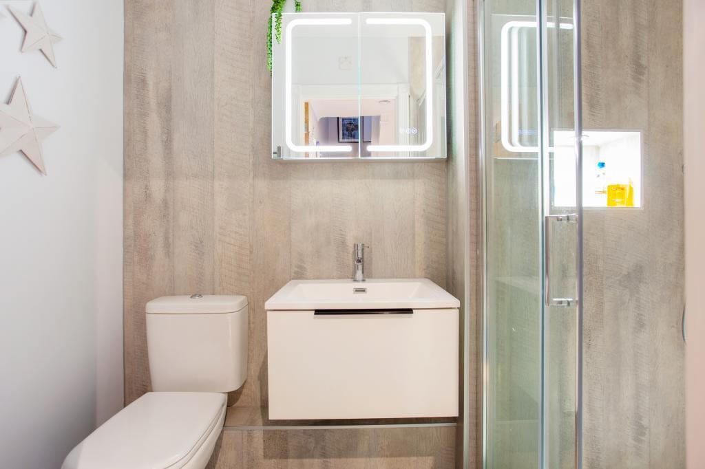 20 Sandford Park Place 312347 (20).jpg