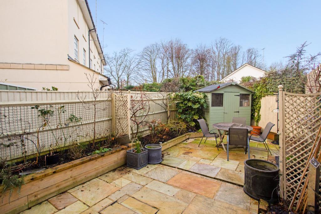 20 Sandford Park Place 312347 (23).jpg
