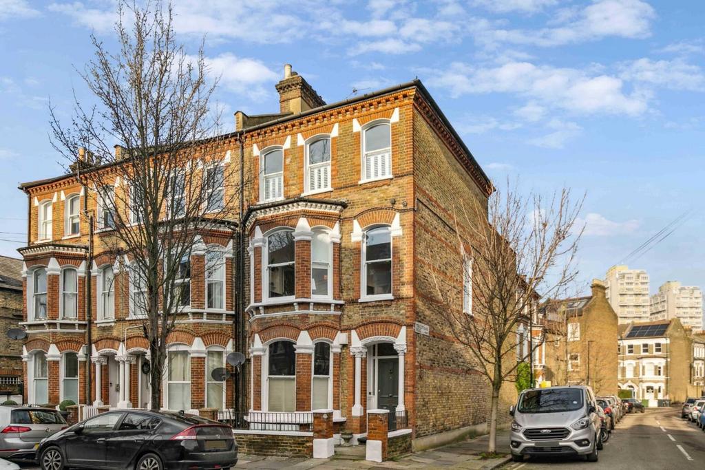 Hemberton Road 13, Flat C, Externals-1.jpg