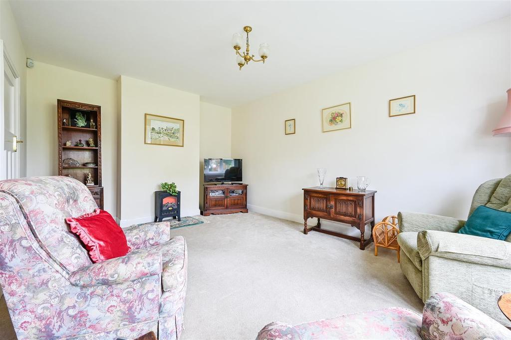 Lambert Road, Banstead 2 bed detached bungalow £725,000