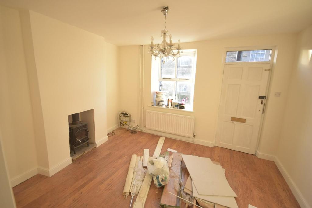 PRE LAUNCH Image - carpets to be fitted