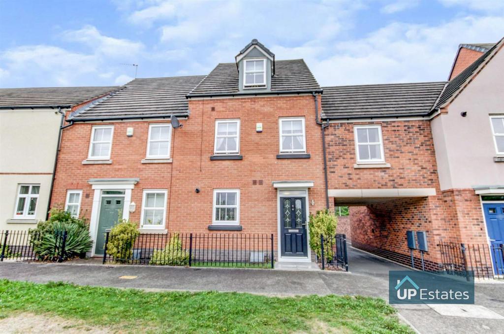 Queen Elizabeth Road, Nuneaton 3 bed townhouse £230,000