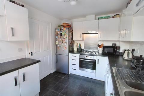 3 bedroom semi-detached house for sale - Axmouth Drive, Mapperley, Nottingham