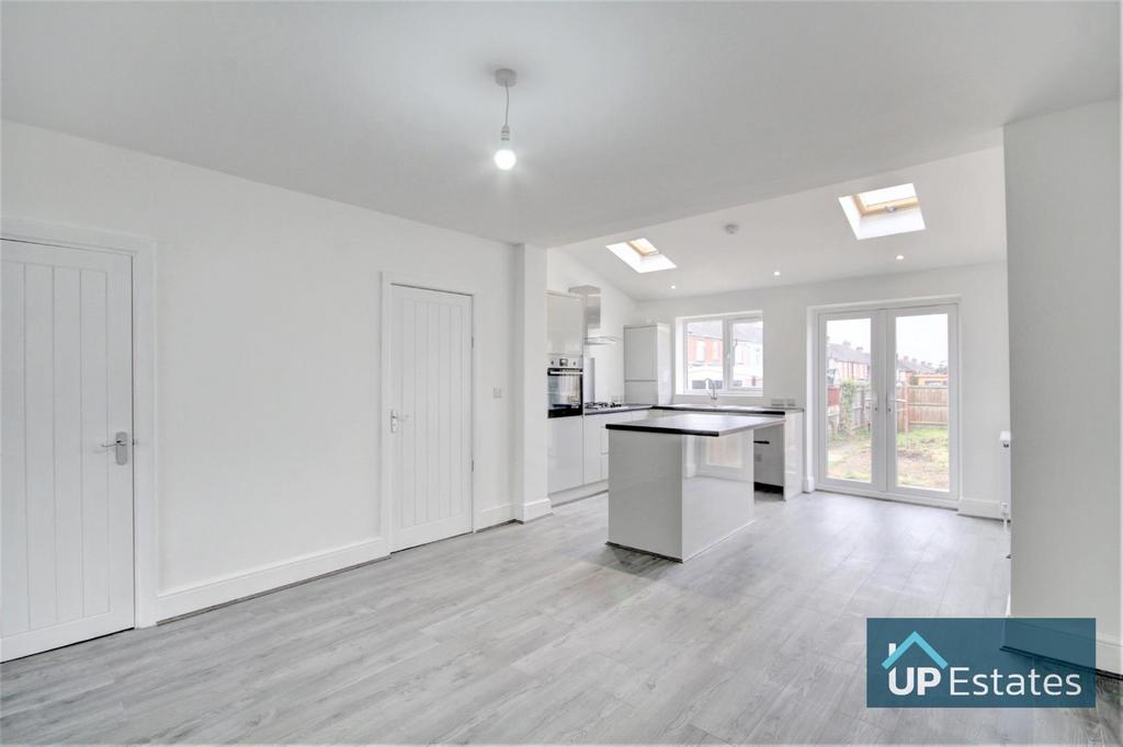 Rollason Road, Coventry 3 bed terraced house £225,000