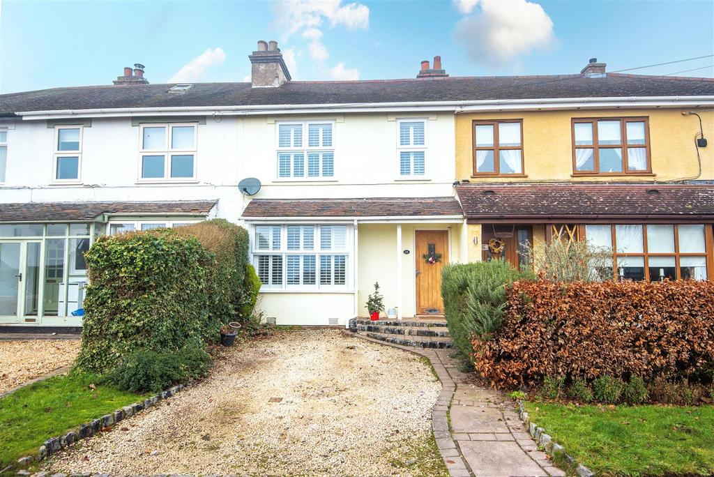 Westfields Road, Rugeley 3 bed terraced house £300,000