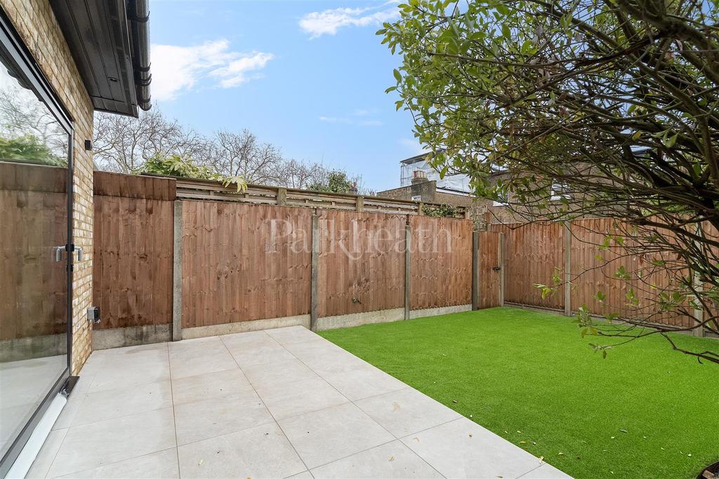 Ulysses Road NW6 1 ED-12.jpg