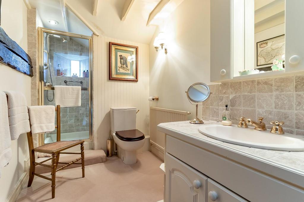 Shower Room.jpg