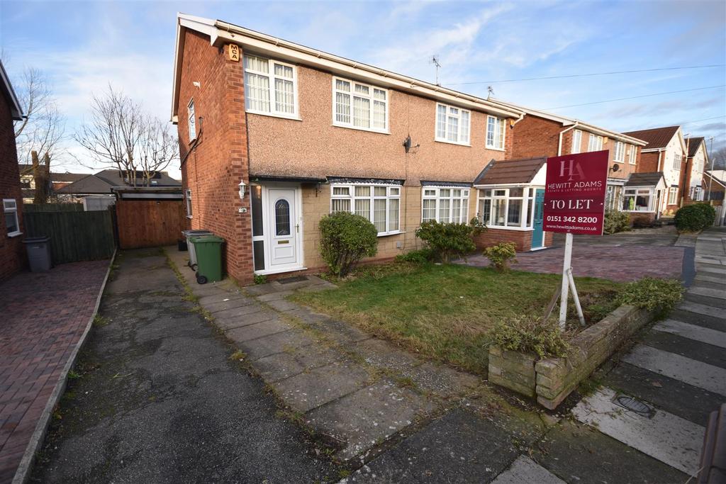 Kingfisher Way, Saughall Massie 3 bed semidetached house £875 pcm (£