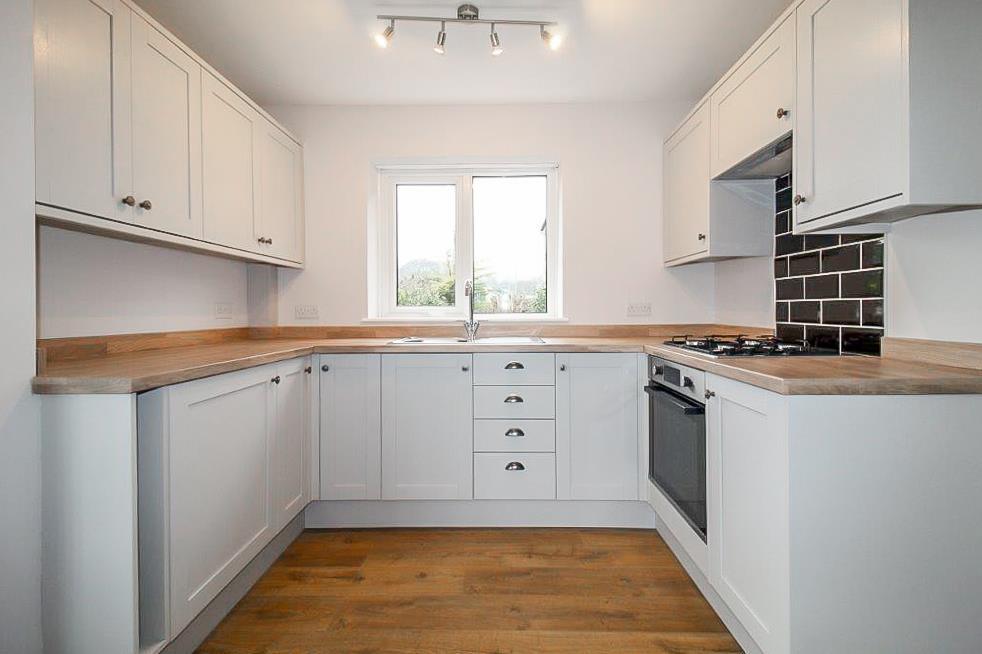 Long Lane, Wheatley, Halifax 2 bed semidetached house for sale £210,000