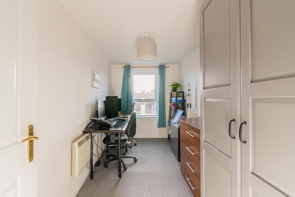 TRUOCSERIUQS16 - Bedroom C.jpg