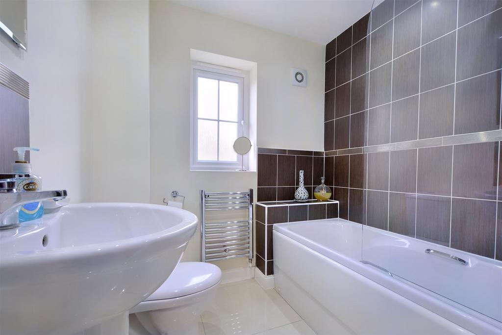 Bathroom.jpeg