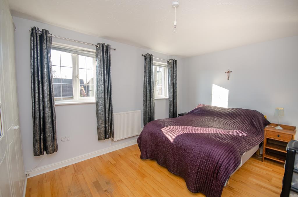 Bedroom one pic 2.jpg