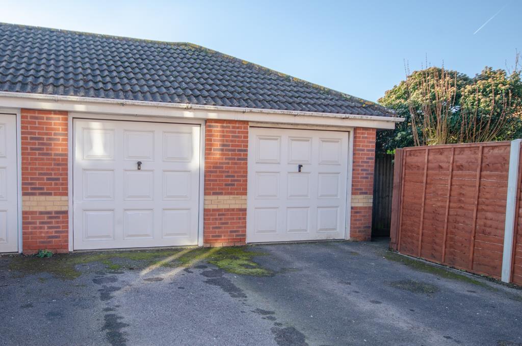 Garage.jpg