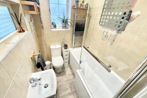 11 Beadlam Avenue, Nunthorpe, Middlesbrough, TS7 0DT