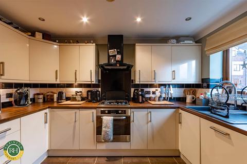 7 Harden Mews, Armthorpe, Doncaster, DN3 3JB