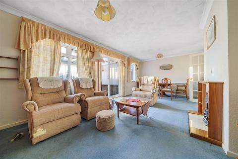 57 Lexden Road, Seaford, BN25 3BA