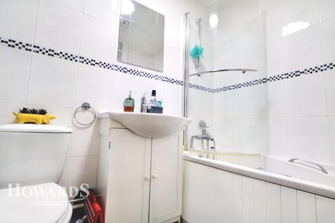 10 Broadoak Close, Carlton Colville, Lowestoft, NR33 8SU