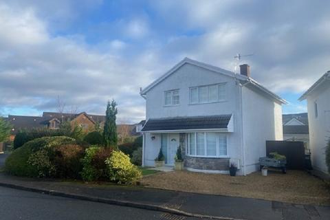 3 bedroom detached house for sale, Tawe Park, Ystradgynlais, Swansea.