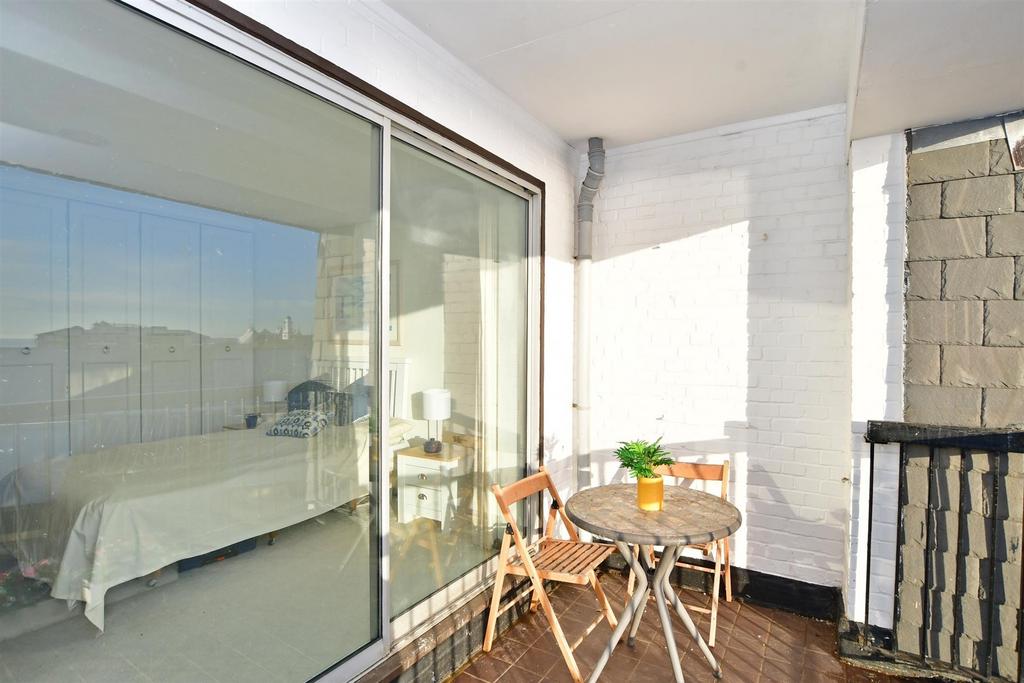 Balcony / Terrace