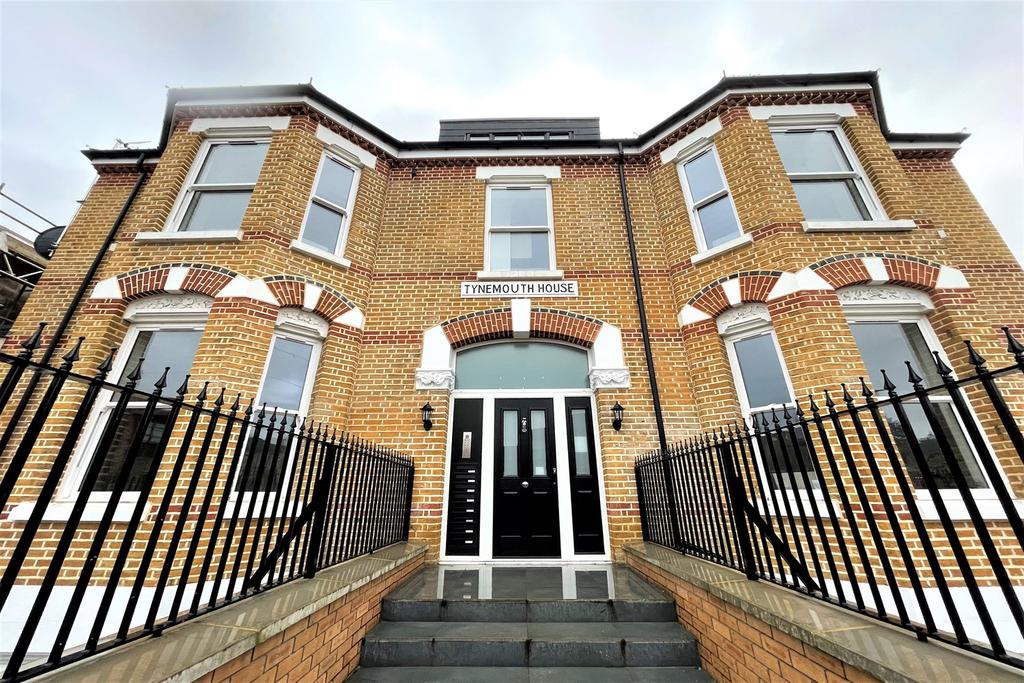 Tynemouth House, N15 1 bed flat £375,000