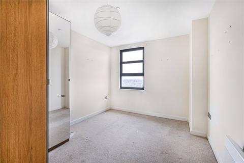 3 bedroom apartment to rent, Southgate Road, London, N1