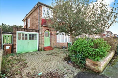 3 bedroom semi-detached house for sale - Wemborough Road, Stanmore, HA7