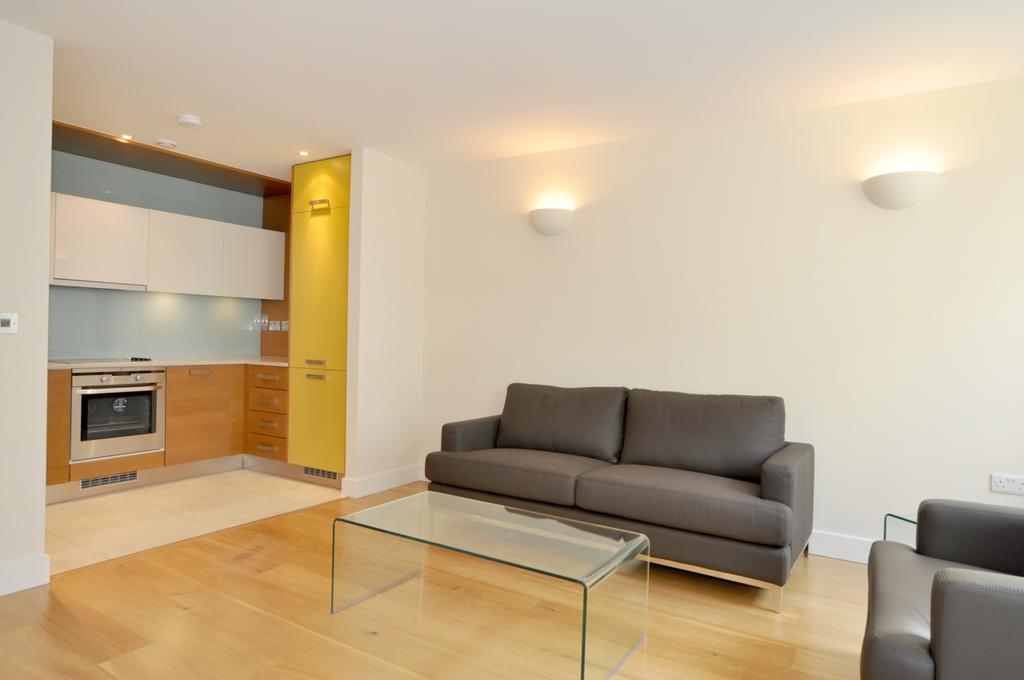 St Williams Court, King's Cross, London N1 2 bed apartment to rent £