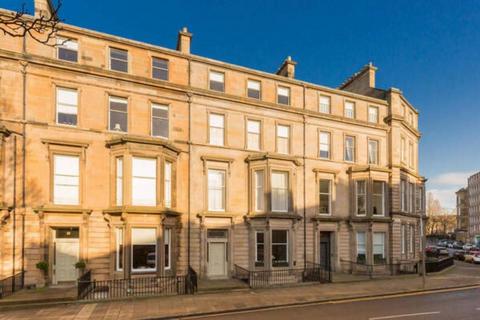 24/5 Drumsheugh Gardens, Edinburgh, EH3 7RN