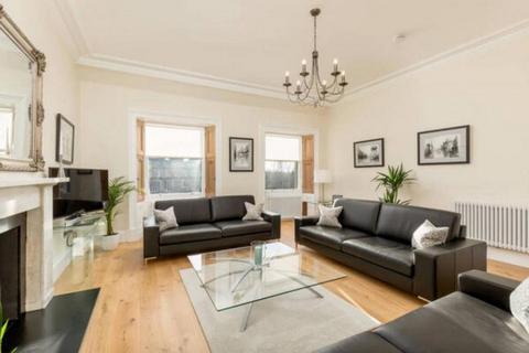 24/5 Drumsheugh Gardens, Edinburgh, EH3 7RN