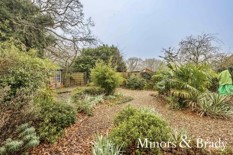 5 Birch Avenue, Beetley, Dereham, NR20 4JP