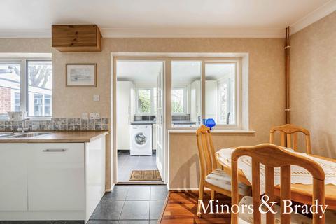5 Birch Avenue, Beetley, Dereham, NR20 4JP