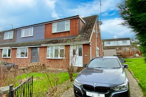 3 bedroom semi-detached house for sale - Kenmore View, Cleckheaton, BD19