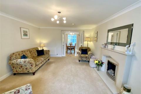 36 Oldale Grove, Sheffield, S13 7NA