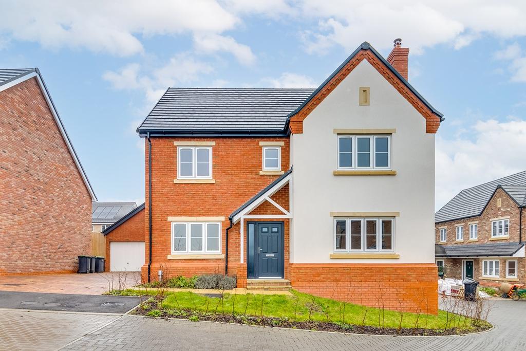 Spring Hill, Gravenhurst, Bedford, MK45 4 bed detached house £750,000