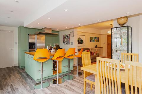 23 Arnison Road, East Molesey, KT8 9JF