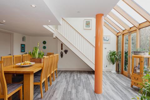 23 Arnison Road, East Molesey, KT8 9JF