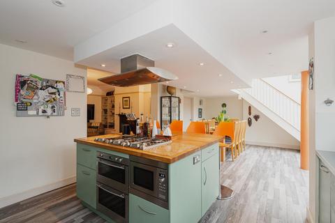 23 Arnison Road, East Molesey, KT8 9JF