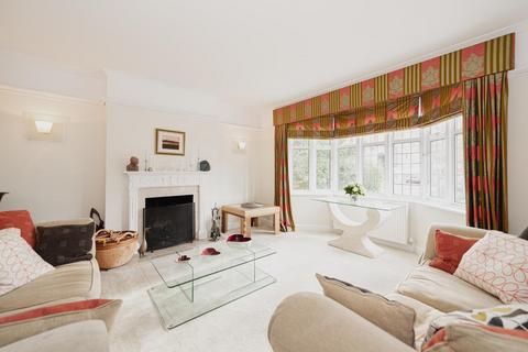 23 Arnison Road, East Molesey, KT8 9JF