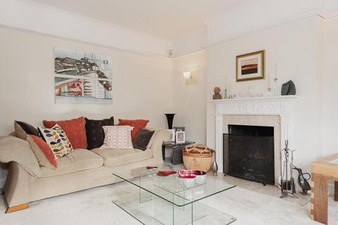 23 Arnison Road, East Molesey, KT8 9JF