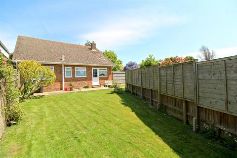 3 bedroom detached bungalow for sale - Steyning Close, Seaford
