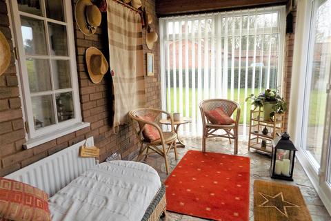Sasare Loughbon, Orston, Nottingham, NG13 9NJ