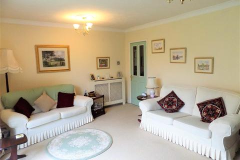 Sasare Loughbon, Orston, Nottingham, NG13 9NJ